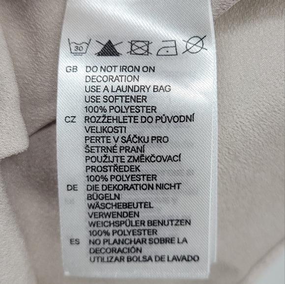 H&M Peter Pan Collar Top Sequins Detail Size 12 - Picture 8 of 14